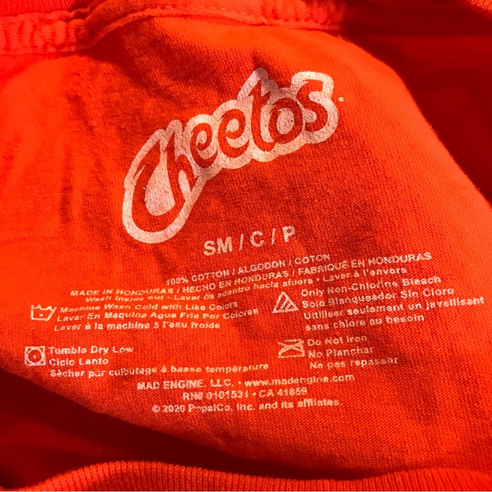 FREE Hot Topic Cheetos Bright Neon Orange Men’s T-Shirt Small S Chester Cheetah - Picture 4 of 7